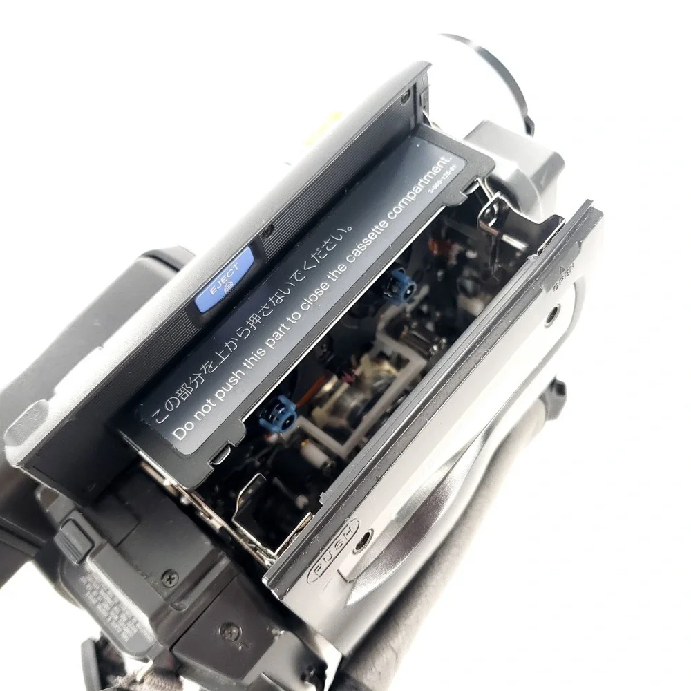 Sony Handycam CCD-TRV98 Video8 Hi-8 Camcorder w/ Battery, Charger, Tape Tested